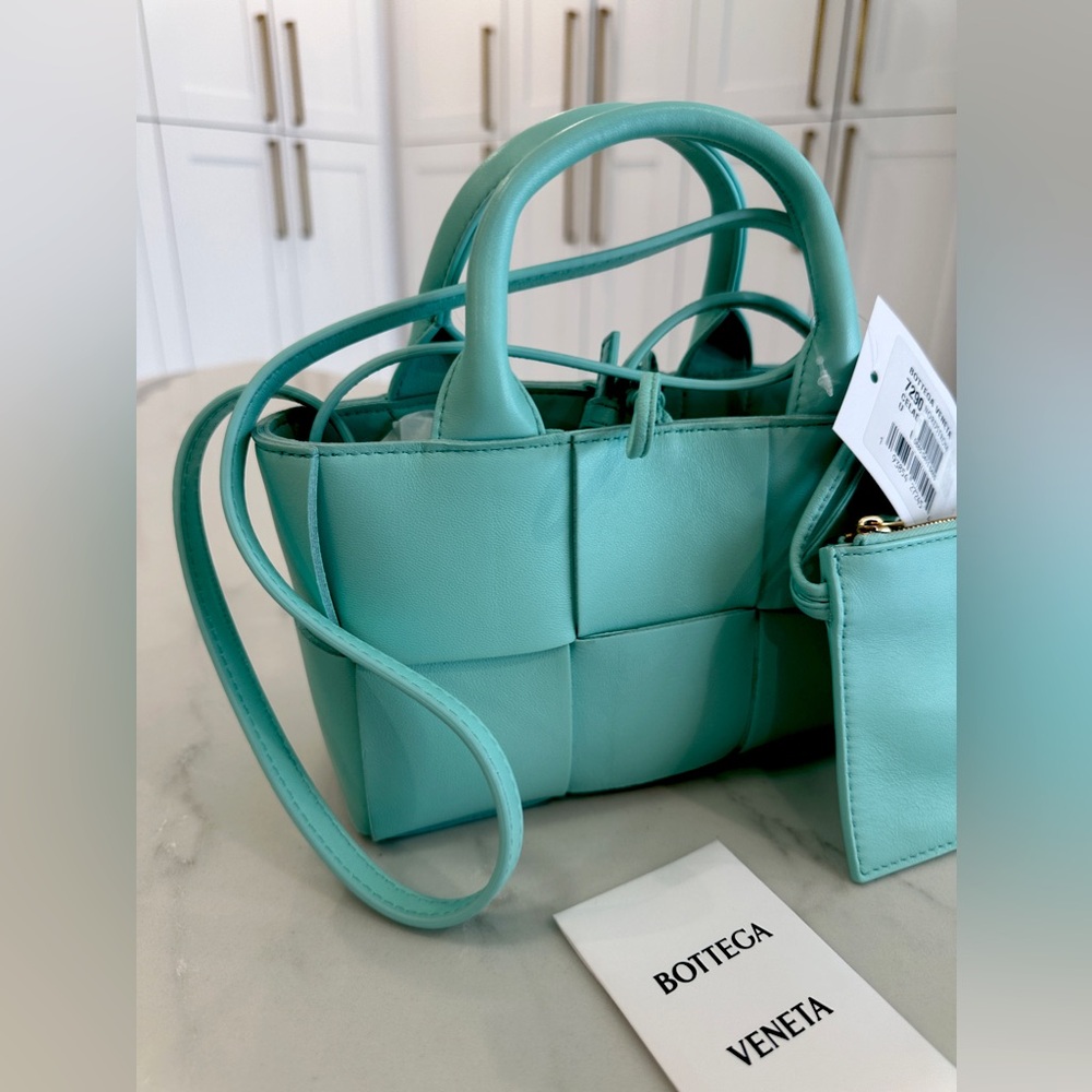 Bottega Veneta Mini Arco Tote Bag - Picture 2 of 11